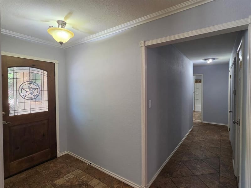 2404 Monticello Street, Brownwood TX 76801 - Photo 5