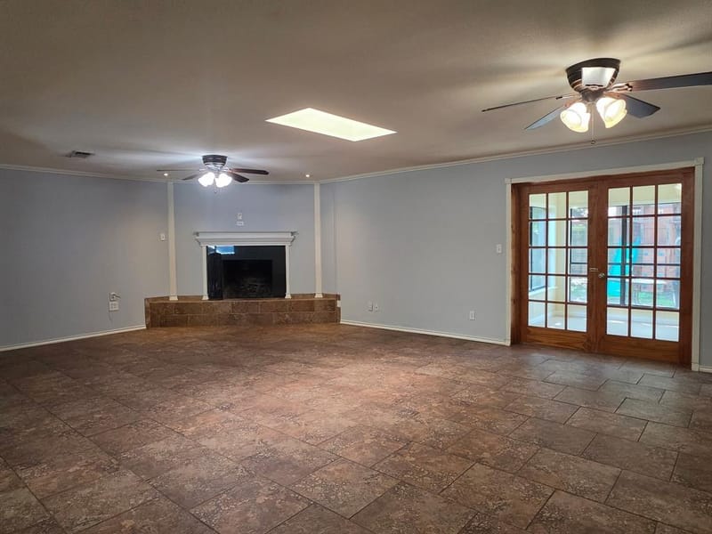2404 Monticello Street, Brownwood TX 76801 - Photo 4