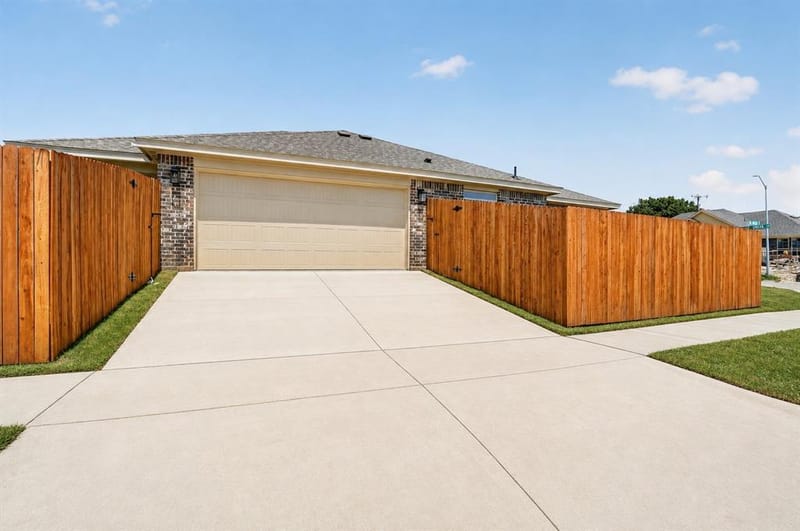 1422 Quail Creek Drive, Cleburne TX 76033 - Photo 32