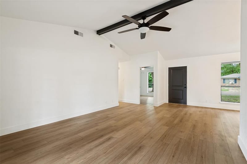 221 N 1st Street, Mabank TX 75147 - Photo 7