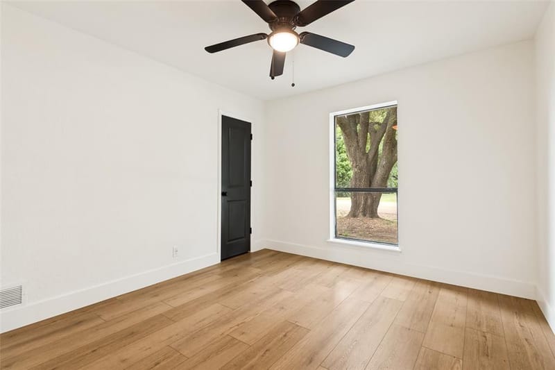 221 N 1st Street, Mabank TX 75147 - Photo 20