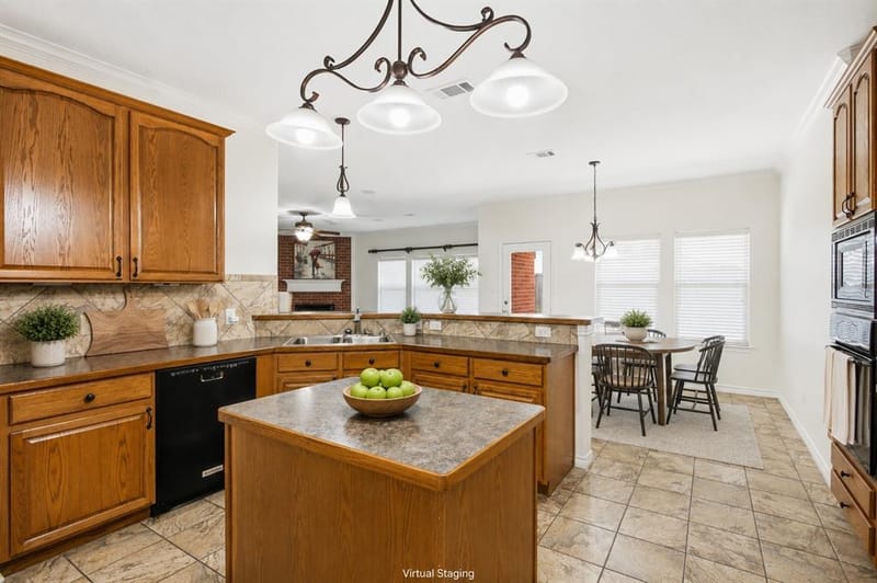 1201 Forest Green Drive, Kennedale TX 76060 - Photo 9