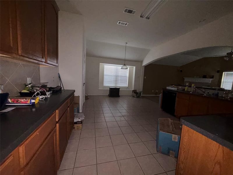 140 Cherokee Street, Greenville TX 75402 - Photo 10