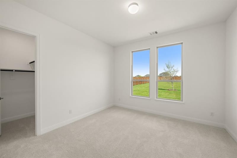 301 Hollingsworth Lane, Glenn Heights TX 75154 - Photo 19