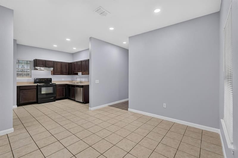 4718 Jamaica Street, Dallas TX 75210 - Photo 2