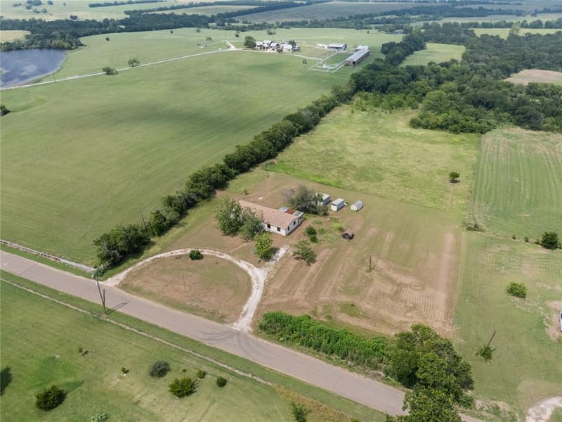 1413 Water Well Road, Lorena TX 76655 - Photo 2