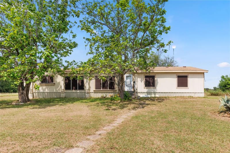 1413 Water Well Road, Lorena TX 76655 - Photo 6