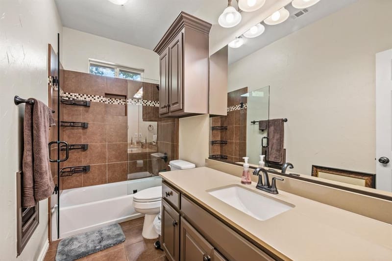 3409 Moneta Court, Arlington TX 76001 - Photo 15
