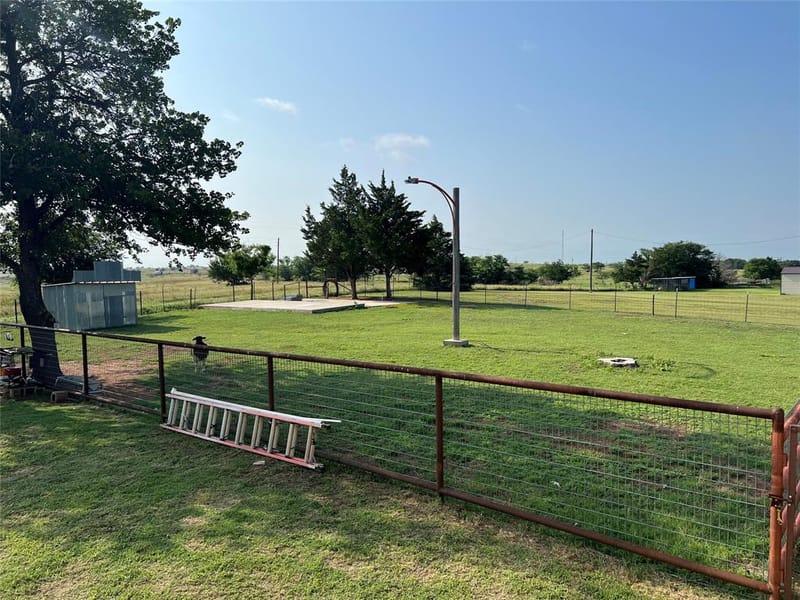 12165 Fm 103, Nocona TX 76255 - Photo 28