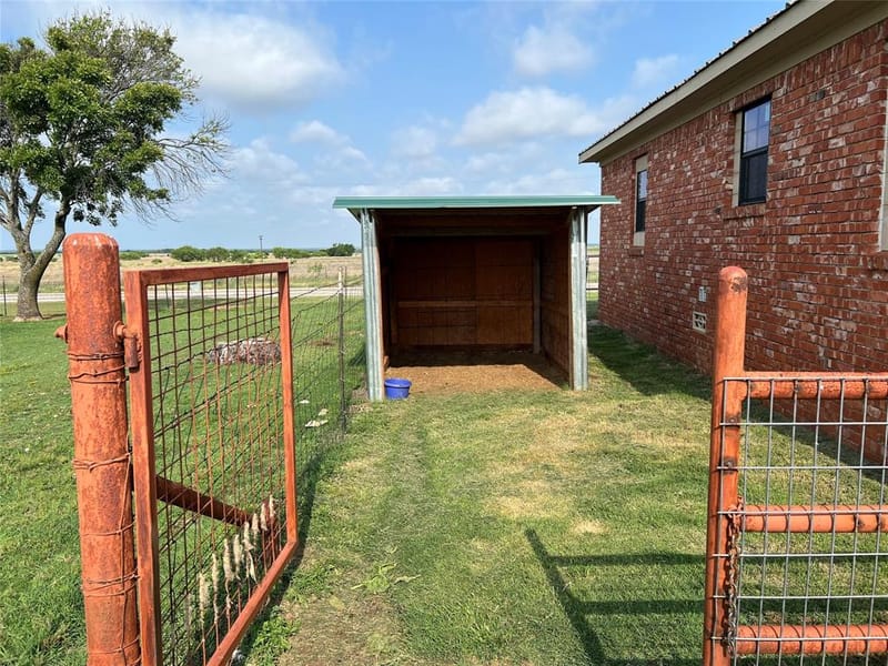 12165 Fm 103, Nocona TX 76255 - Photo 11