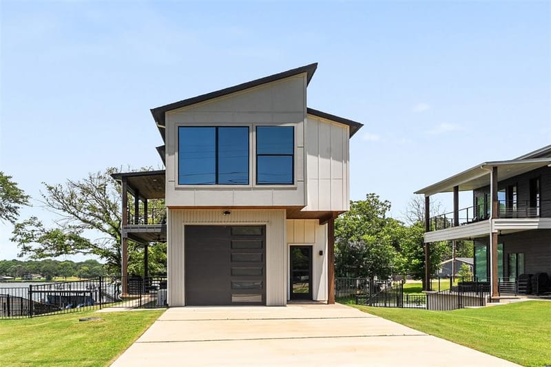 255 Autumn wood Trail, Gun Barrel City TX 75156 - Photo 2