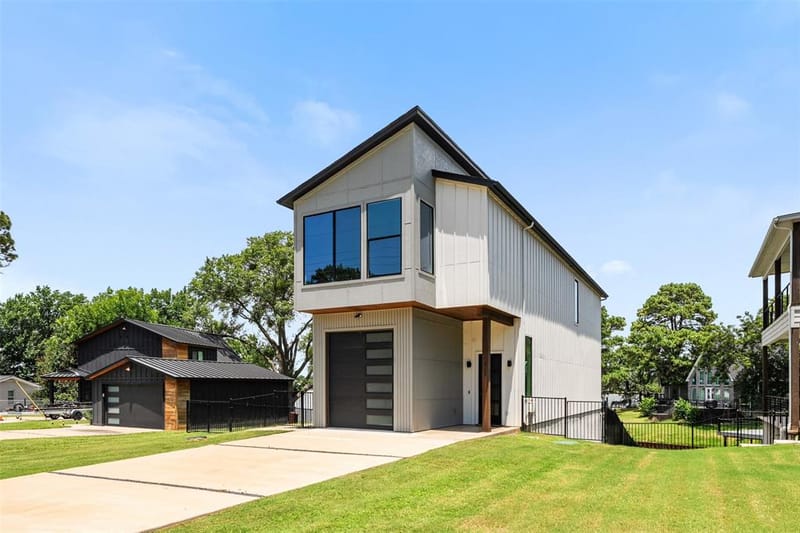 255 Autumn wood Trail, Gun Barrel City TX 75156 - Photo 3