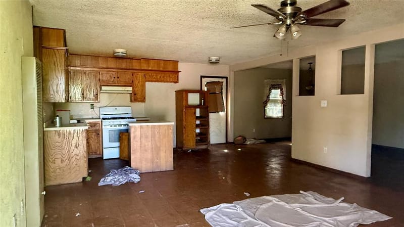 509 N 10th Street, Sanger TX 76266 - Photo 6