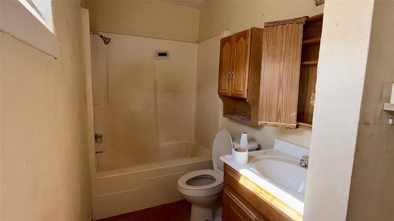 509 N 10th Street, Sanger TX 76266 - Photo 9