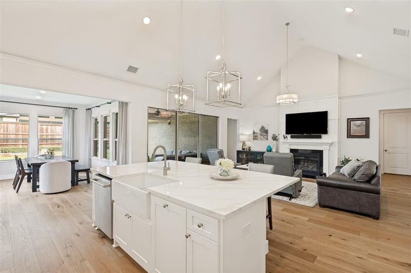 4212 Hollandwood Drive, McKinney TX 75071 - Photo 10