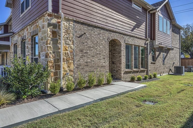 2654 Settlers Place, Garland TX 75042 - Photo 2