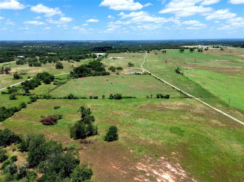 2186 Gilliland Road, Springtown TX 76082 - Photo 23