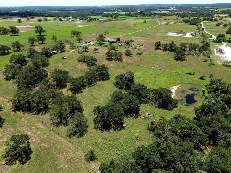 2186 Gilliland Road, Springtown TX 76082 - Photo 17