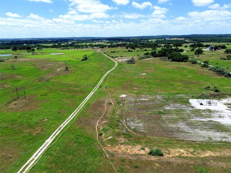 2186 Gilliland Road, Springtown TX 76082 - Photo 18
