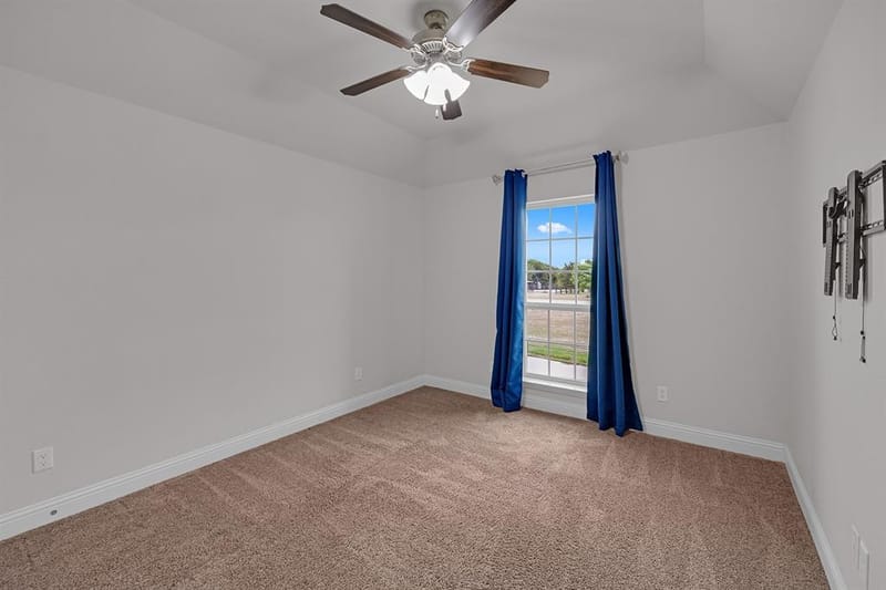 120 Lone Star Way, Godley TX 76044 - Photo 27