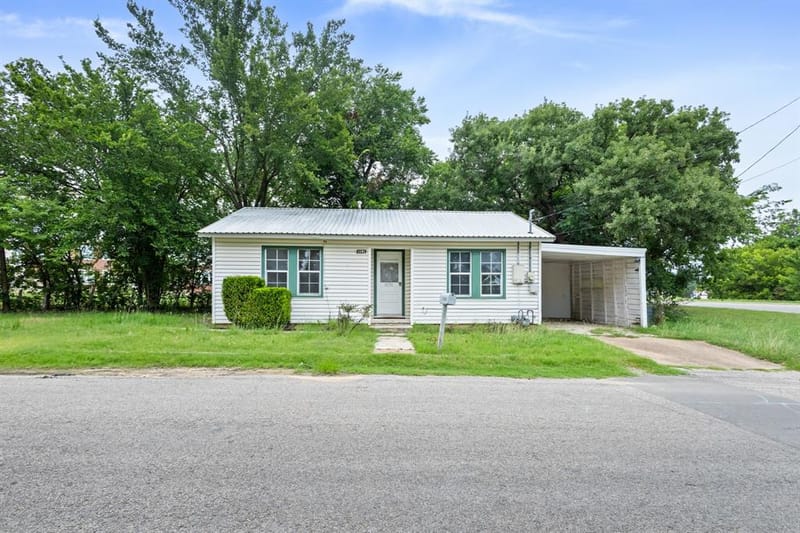 1141 W Mcneill Street, Stephenville TX 76401