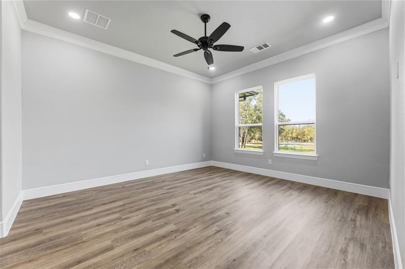 27027 Stonewood Drive, Whitney TX 76692 - Photo 23
