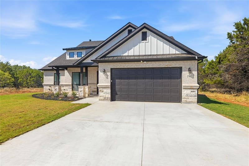 27027 Stonewood Drive, Whitney TX 76692 - Photo 2