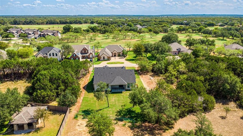 27027 Stonewood Drive, Whitney TX 76692 - Photo 37