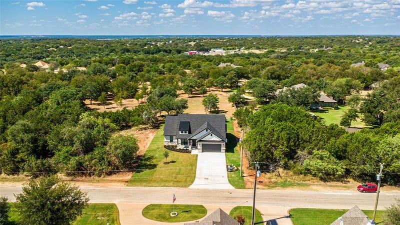 27027 Stonewood Drive, Whitney TX 76692 - Photo 35