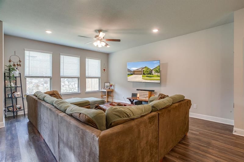 8225 Manx Point, Godley TX 76044 - Photo 14