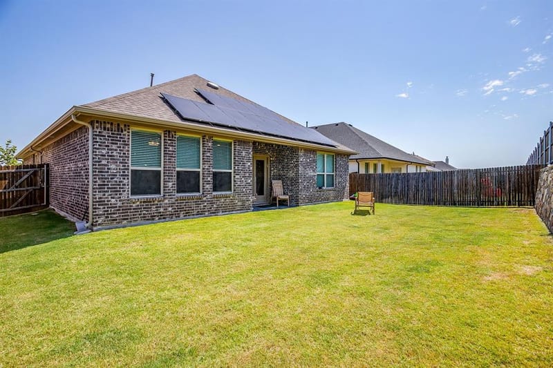 8225 Manx Point, Godley TX 76044 - Photo 39