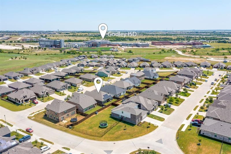 8225 Manx Point, Godley TX 76044 - Photo 4
