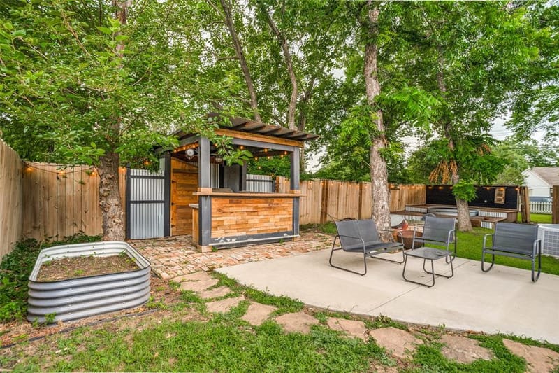 1015 N College Street, McKinney TX 75069 - Photo 23