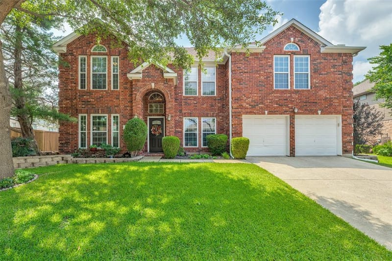2716 Parkside Lane, McKinney TX 75072 - Photo 2