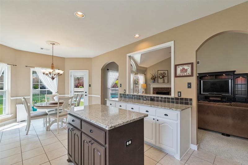 2716 Parkside Lane, McKinney TX 75072 - Photo 14
