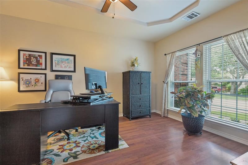 2716 Parkside Lane, McKinney TX 75072 - Photo 18