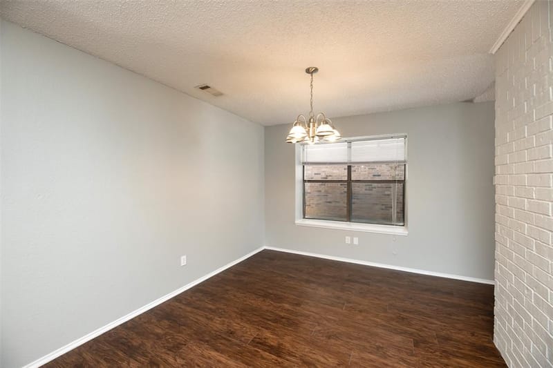 200 Caprock Drive, Arlington TX 76018 - Photo 10