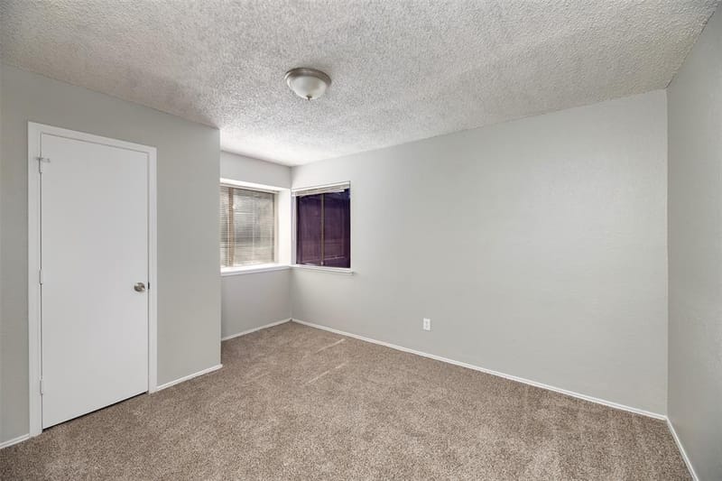 200 Caprock Drive, Arlington TX 76018 - Photo 15