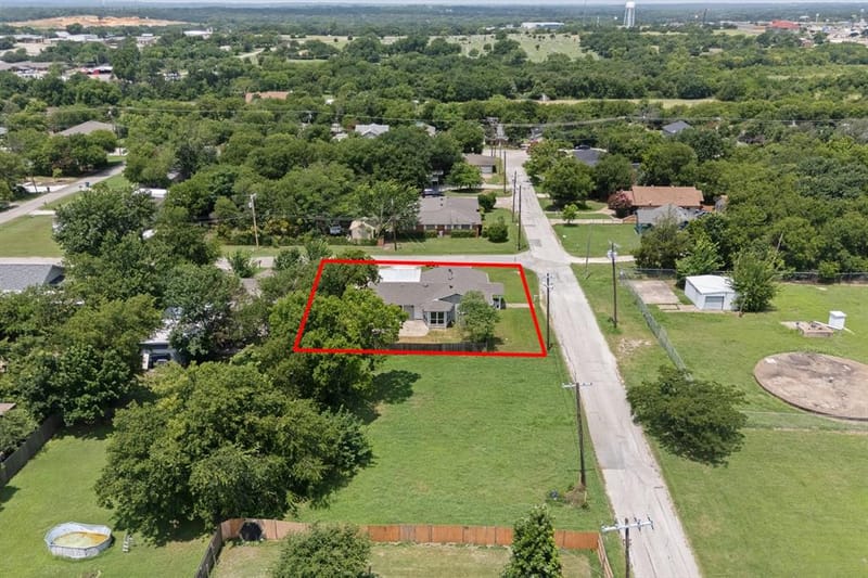 111 W Shelton Street, Alvarado TX 76009 - Photo 28