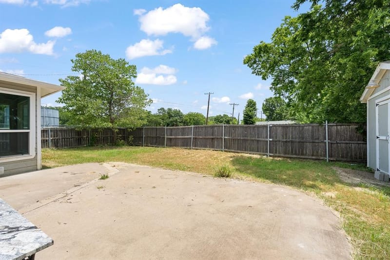 111 W Shelton Street, Alvarado TX 76009 - Photo 18