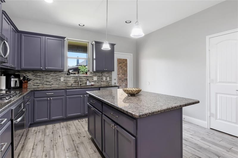 10121 Bridgewater Drive, McKinney TX 75072 - Photo 12