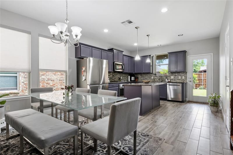 10121 Bridgewater Drive, McKinney TX 75072 - Photo 9