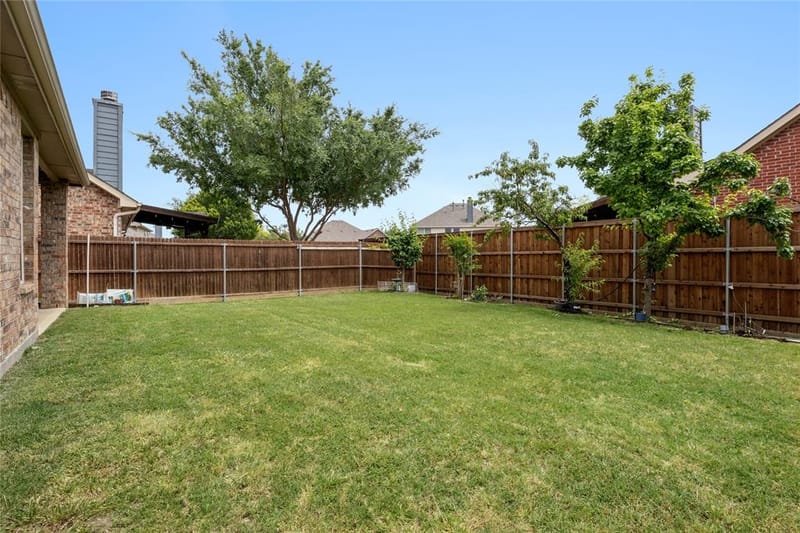 10121 Bridgewater Drive, McKinney TX 75072 - Photo 33