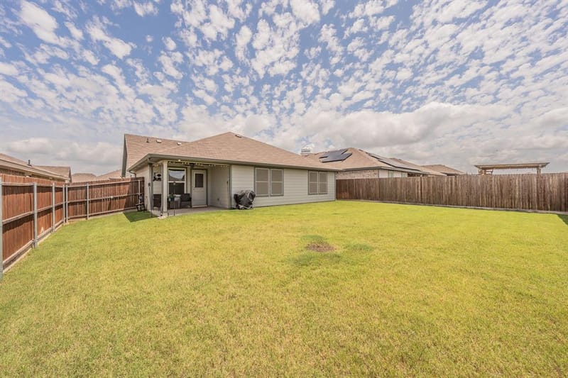 713 Breckenridge Park Drive, Alvarado TX 76009 - Photo 26