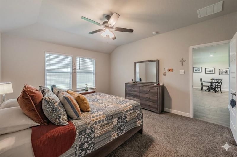 713 Breckenridge Park Drive, Alvarado TX 76009 - Photo 10