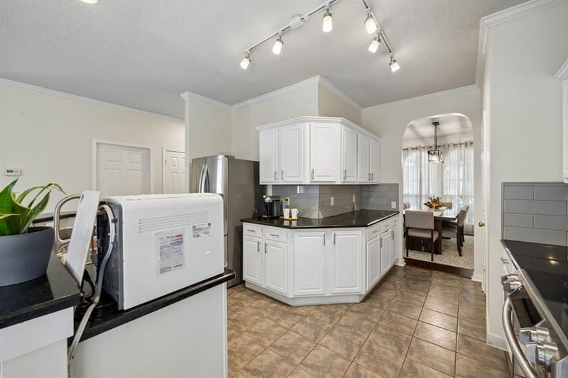 6548 Bolliger Court, Frisco TX 75035 - Photo 8