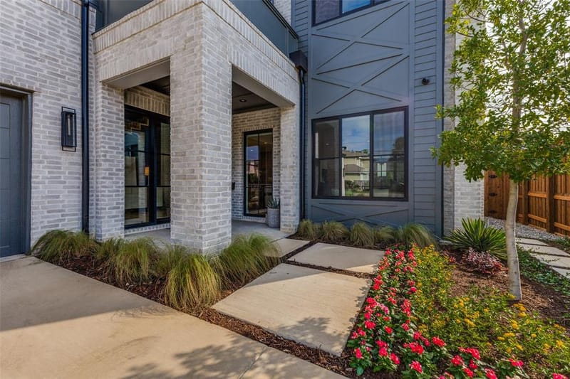 1606 Old Gate Lane, Dallas TX 75218 - Photo 3