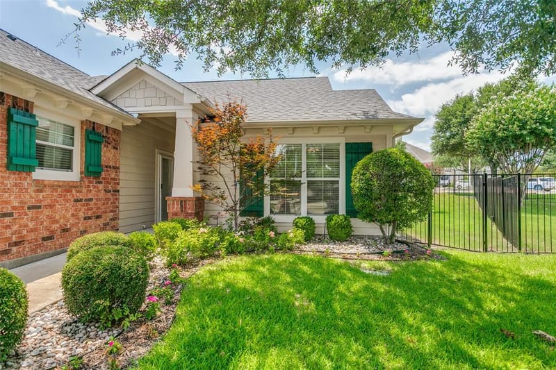 192 River Hills Court, McKinney TX 75069 - Photo 2