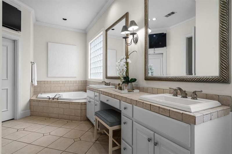 12 Park Row Court, Pantego TX 76013 - Photo 23