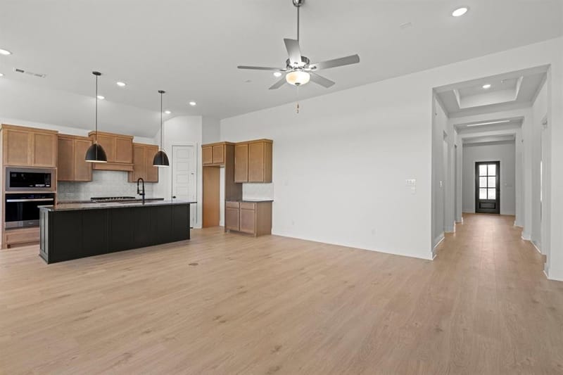 4912 Sandbrock Parkway, Aubrey TX 76227 - Photo 9